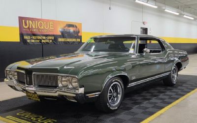 Photo of a 1970 Oldsmobile Cutlass Supreme Holiday Coupe 1970 Oldsmobile Cutlass for sale
