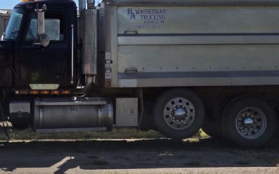 Photo of a 2001 Mack CH613 for sale