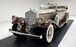 1932 Model 52 Convertible Sedan Thumbnail 2