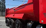 2015 579 End Dump Truck Thumbnail 7