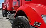 2015 579 End Dump Truck Thumbnail 12