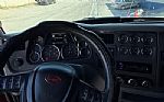 2015 579 End Dump Truck Thumbnail 27