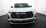 2025 Equinox Thumbnail 2