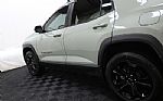 2025 Equinox Thumbnail 9