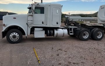 Photo of a 2016 Peterbilt 367 for sale