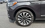 2024 Navigator Thumbnail 5