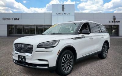 Photo of a 2023 Lincoln Aviator SUV for sale