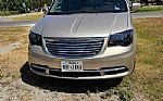 2014 Town And Country Van Thumbnail 1
