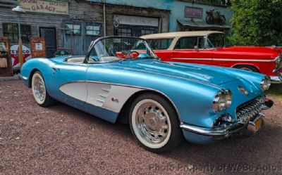 Photo of a 1960 Chevrolet Corvette Convertible for sale