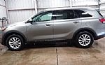 2017 Sorento Thumbnail 2