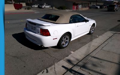 2003 Ford Mustang GT Deluxe