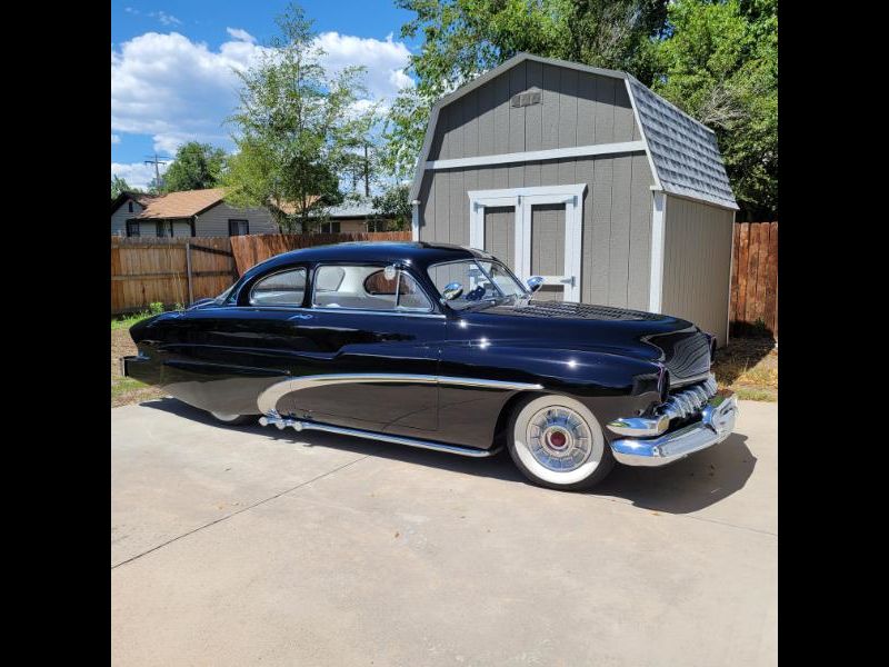 1951 Sport Sedan Image