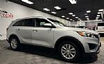 2016 Sorento Thumbnail 2